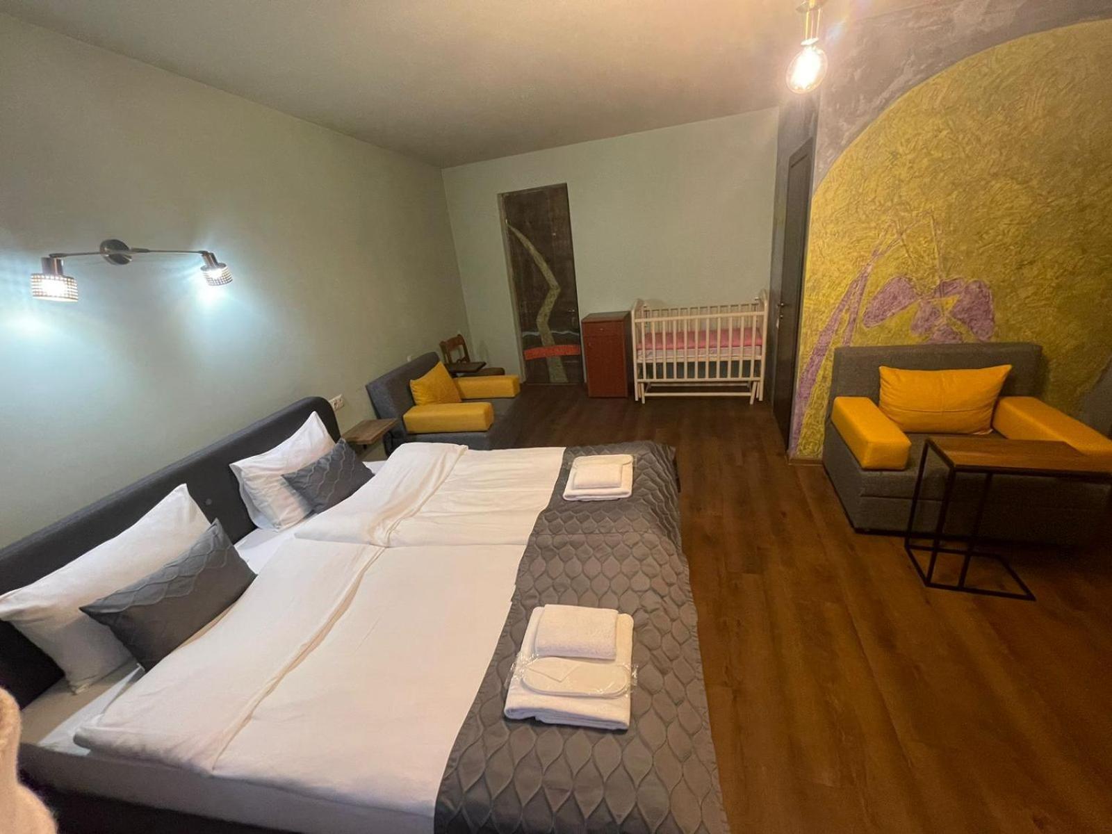 Boutique Kosher Hotel Tourfa Tbilisi Exterior foto
